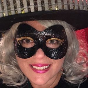 Meet your Posher, Treat Choself!